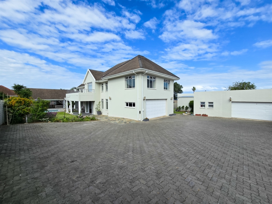 4 Bedroom Property for Sale in Selborne Eastern Cape